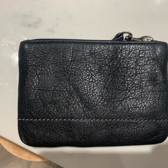 Black leather coach wristlet - Picture 3 of 4